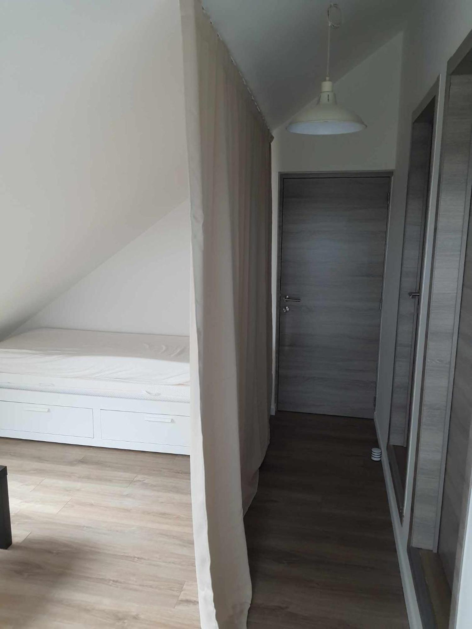 Gite Rural 3 Epis "Aux Pieds Des Ar'Den" - Chambre 1 Isolee Et Chambre 2 Dans Hall De Nuit - 34 Rue Du Chateau A 5564 Wanlin - 4 Adultes Et 2 Enfants Houyet Екстериор снимка